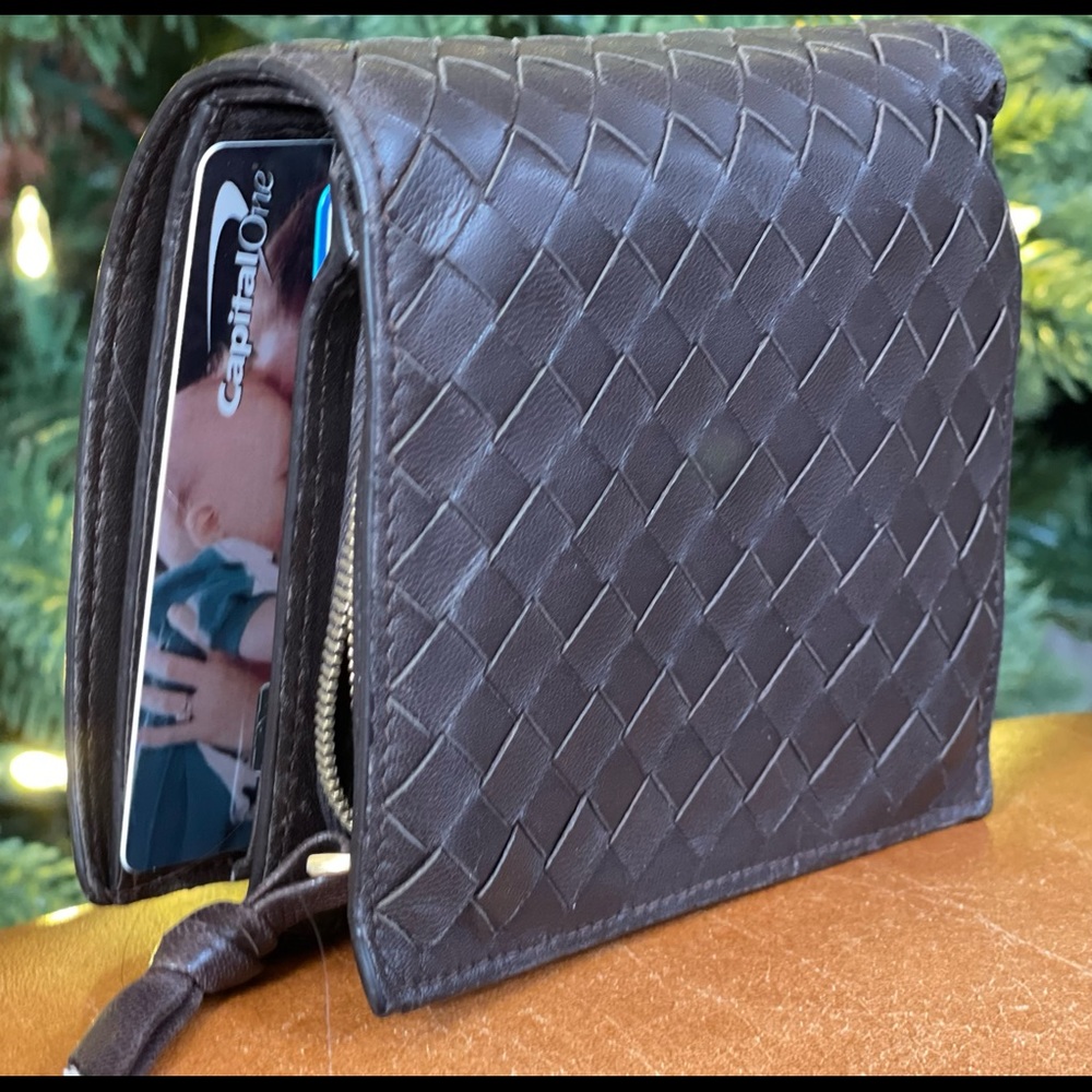 BOTTEGA VENETA - Intrecciato woven design -  French Organizer Zip/Bifold Wallet - Picture 7 of 16